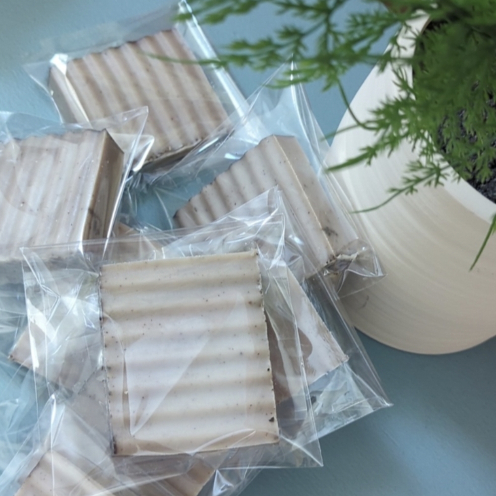 Crème Brulee Goats Milk Soap Bar - Picture 1 of 2